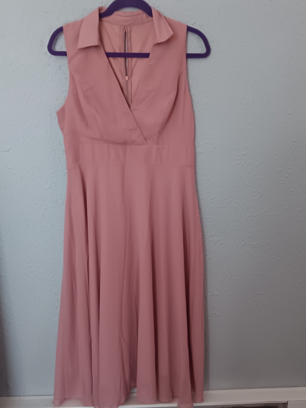 SHEIN Sleeveless Blush Pink Collared V-Neck Maxi Dress